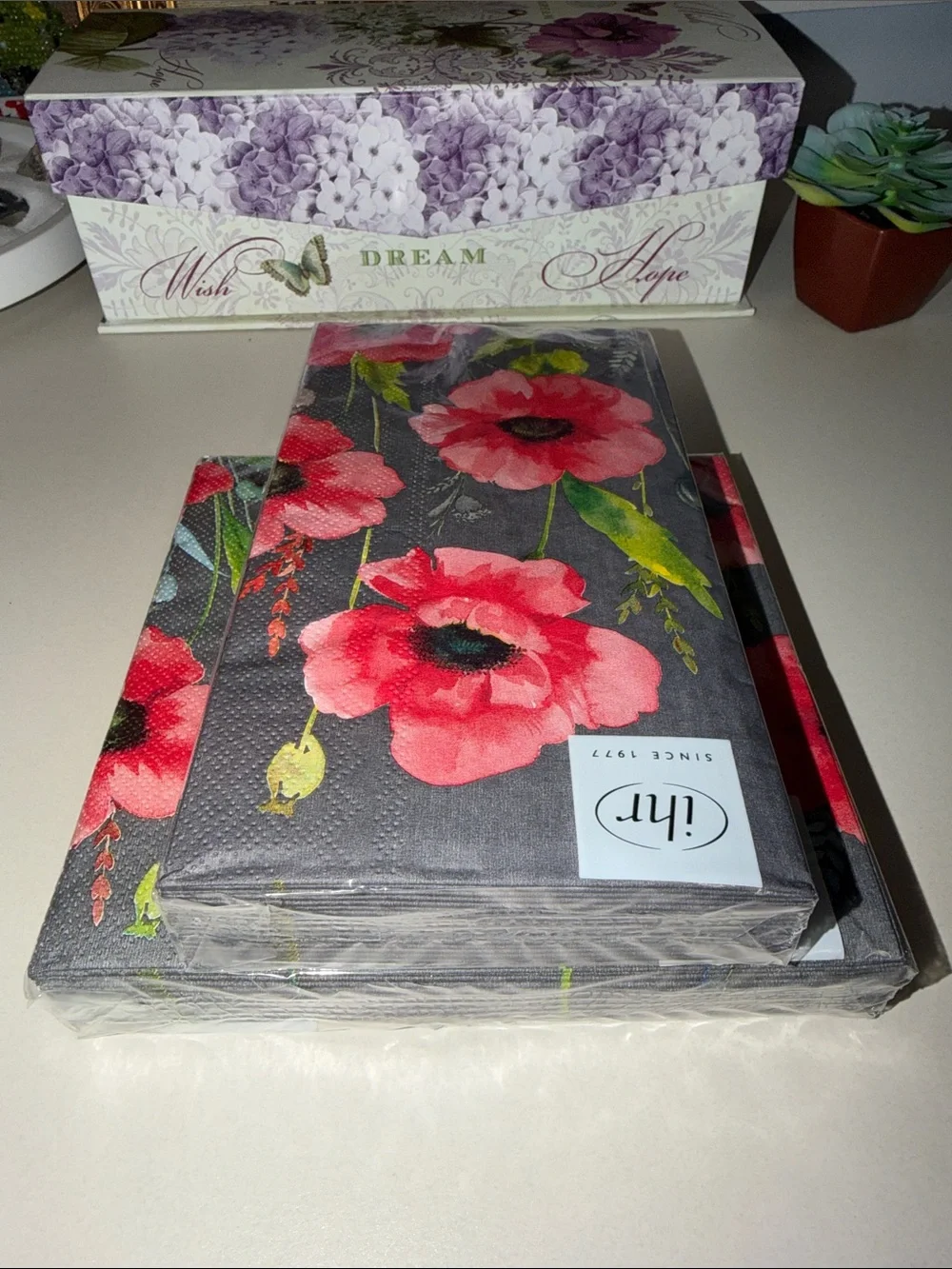 ihr Gray Red Green Field Poppy Matching Square & Rectangular Lunch Napkins